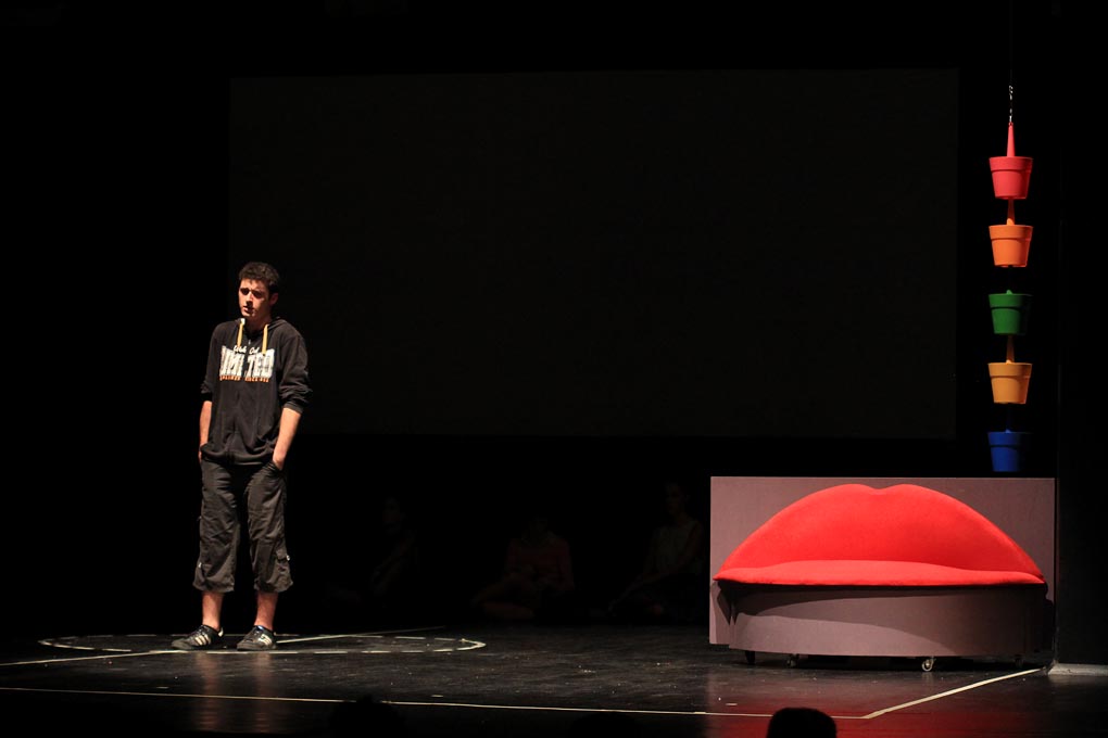 U suradnji HNK Zadar i Kazališne udruge “Igrajmo se” premijerno je izvedena predstava “Sasvim sam popubertetio” u režiji Žane Bumber. foto: Iva Perinčić U suradnji HNK Zadar i Kazališne udruge “Igrajmo se” premijerno je izvedena predstava “Sasvim sam popubertetio” u režiji Žane Bumber. foto: Iva Perinčić