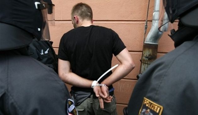 Uhićenje njemačkih navijača (Foto:Index.hr)