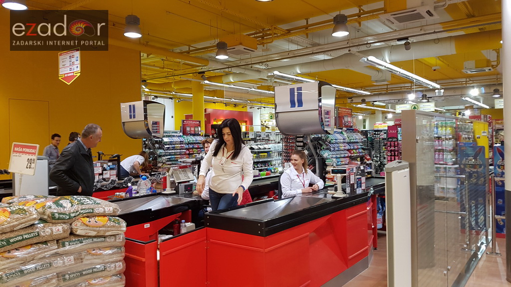 Otvorena obnovljena trgovina SPAR u centru Supernova Zadar