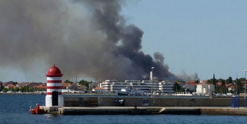 Požar između Kožina i Dikla