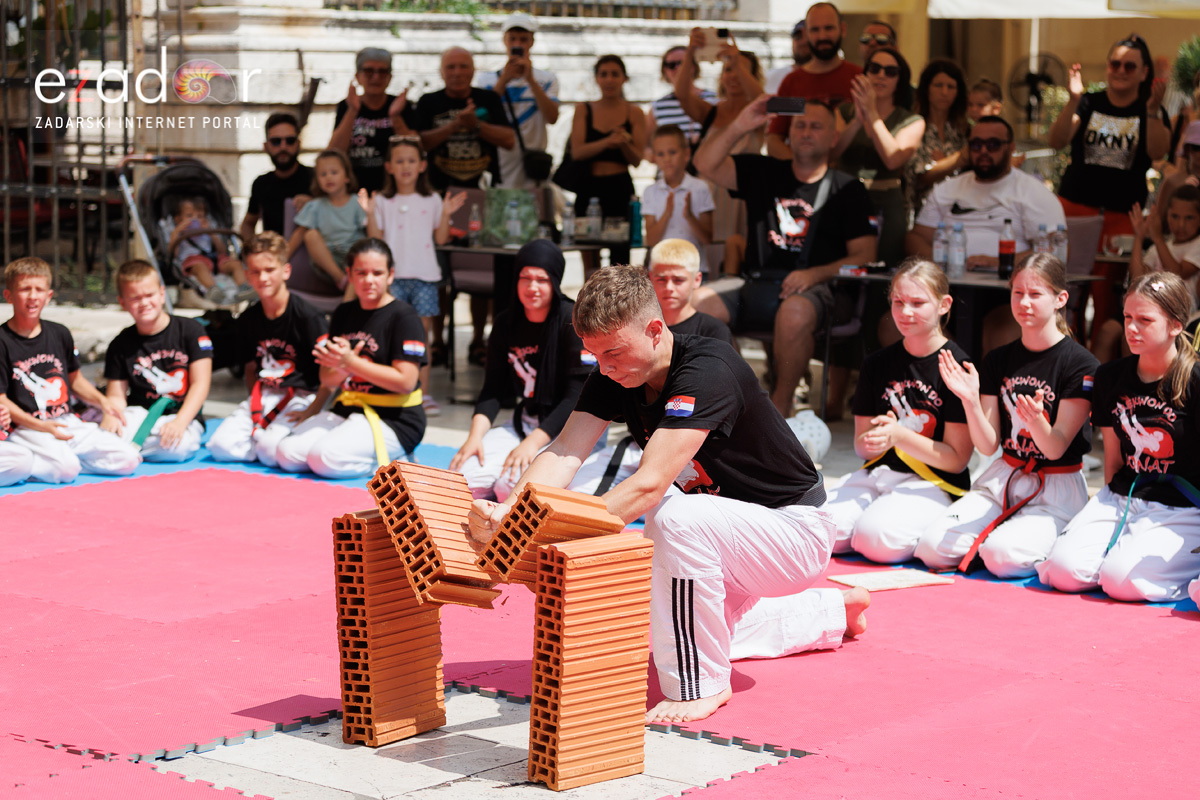 Spektakularna Taekwondo prezentacija na Narodnom trgu