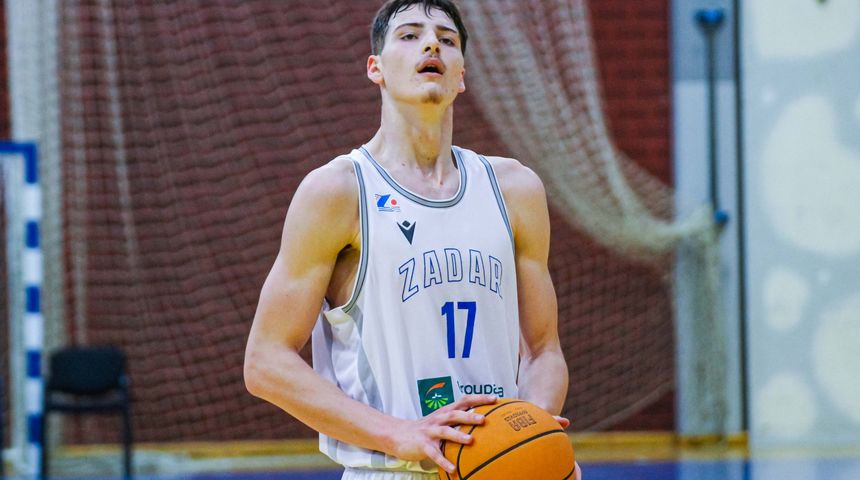 KK Zadar, juniori, Alexander Božiković