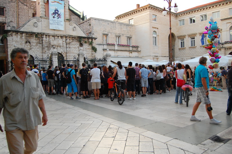 Narodni trg: Dan plesa radija 057, foto: Tea Balog Narodni trg: Dan plesa radija 057, foto: Tea Balog