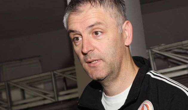 15.11.2013., Sibenik – Tiskovnu konferenciju su odrzali na baldekinu i trener Ivan Velic i igrac Dalibor Persic ispred Jolly – Jadranska banka uoci derbija sa GKK Sibenik. Photo: Dusko Jaramaz/PIXSELL