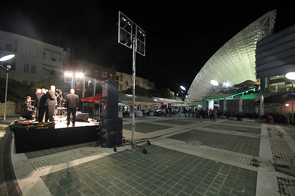Koncert Klape Kontrada za 4. rođendan City Gallerije (foto:Saša Čuka) Koncert Klape Kontrada za 4. rođendan City Gallerije (foto:Saša Čuka)