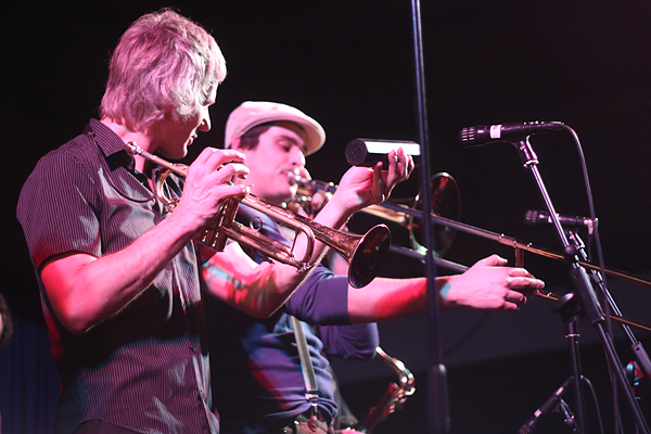 Jinx-i u Arsenalu (foto:Saša Čuka) Jinx-i u Arsenalu (foto:Saša Čuka)