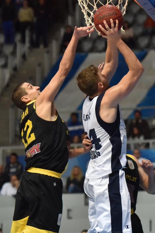SC Višnjik, 4. kolo HKS A1 lige: KK Zadar – KK Split. 84-89. Photo: Dino Stanin/PIXSELL SC Višnjik, 4. kolo HKS A1 lige: KK Zadar – KK Split. 84-89. Photo: Dino Stanin/PIXSELL