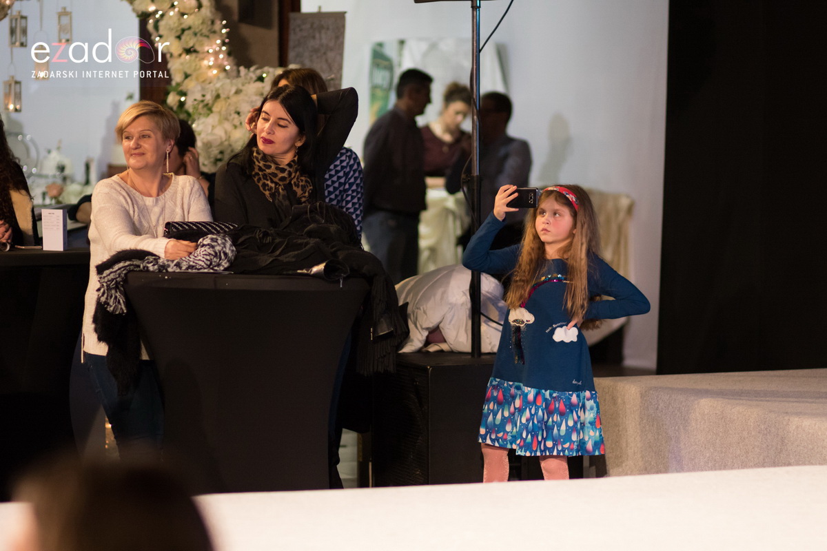 11. Festival vjenčanja: Modna revija vjenčanica i svečanih haljina te revija cvijeća i koncert Sandija Cenova 11. Festival vjenčanja: Modna revija vjenčanica i svečanih haljina te revija cvijeća i koncert Sandija Cenova