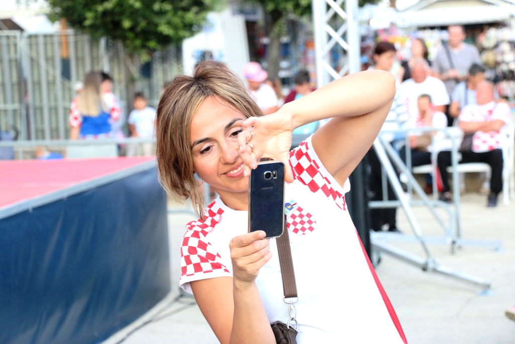 Virski navijači podržali Vatrene Virski navijači podržali Vatrene