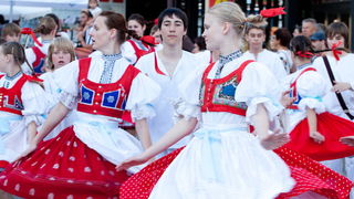 Biograd: 6. Dugi svehrvatski eno-eko-gastro-etno stol, Foto: Franjo Jurić Biograd: 6. Dugi svehrvatski eno-eko-gastro-etno stol, Foto: Franjo Jurić