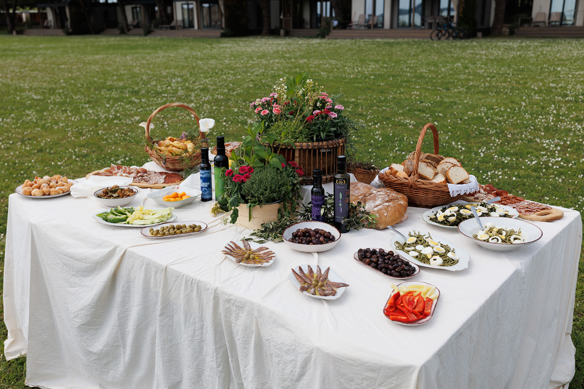 Materine užance @ kamp Crkvine, Vransko jezero Materine užance @ kamp Crkvine, Vransko jezero