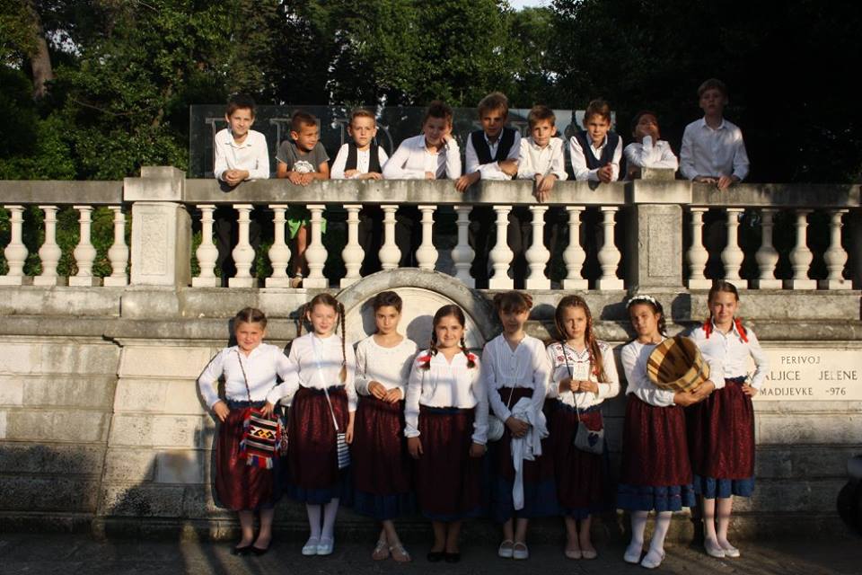 smotra folklora; etno dani