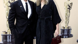 82. Red Carpet Oscara (oscar.go.com)