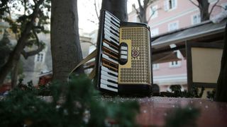 Blagdanski uređena otvorena terasa kafića Kult, Photo: Filip Brala/PIXSELL