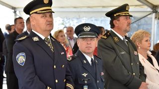 Zadar danas obiljezava 25. obljetnicu obrane Grada. 6. listopada 1991. otporom hrvatskih branitelja sprijecen je prodor srpskih snaga u grad. Kod spomen obiljezja na Dracevcu odrzan je svecani skup. Photo: Dino Stanin/PIXSELL