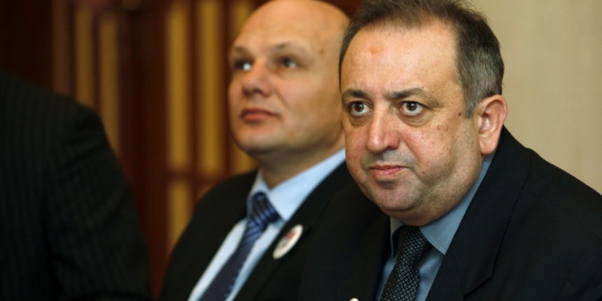 Zagreb, 170212.
Hrvatski Sabor,
Klub zastupnika HDSSB odrzao je konferenciju za novinare sa temom: ” Tko i zasto unistava hrvatsku proizvodnju mlijeka” .
Na slici: Dinko Buric i Ivan Drmic.
Foto: Damjan Tadic / CROPIX Zagreb, 170212.
Hrvatski Sabor,
Klub zastupnika HDSSB odrzao je konferenciju za novinare sa temom: ” Tko i zasto unistava hrvatsku proizvodnju mlijeka” .
Na slici: Dinko Buric i Ivan Drmic.
Foto: Damjan Tadic / CROPIX