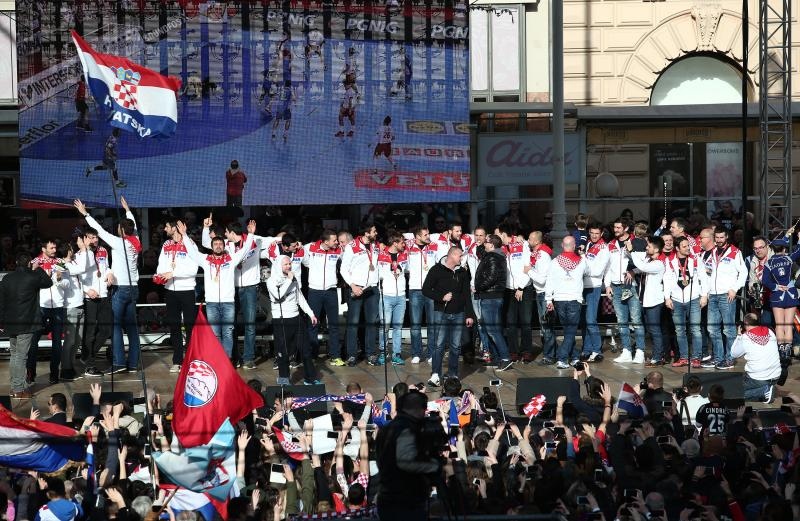 Brončani kauboji svečano dočekani na Trgu bana Josipa Jelačića. Foto: Goran Stanzl/PIXSELL