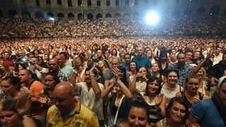Koncert Olivera Dragojevića i Zlatana Stipišića u pulskoj Areni. Kao gosti nastupili su 2CELLOS. Photo: Duško Marušić/PIXSELL