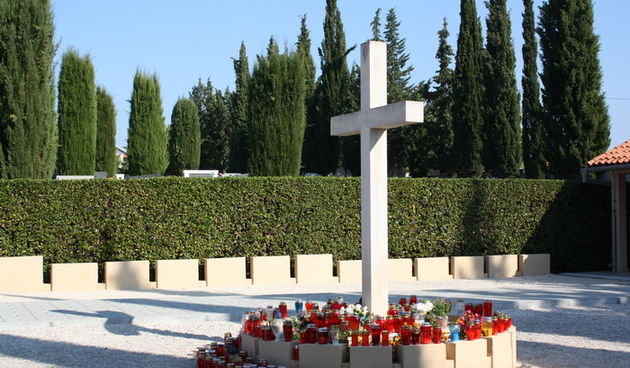 Blagdan Svih Svetih na groblju Belafuža 1. studenog 2011, Foto: Mladen Malik