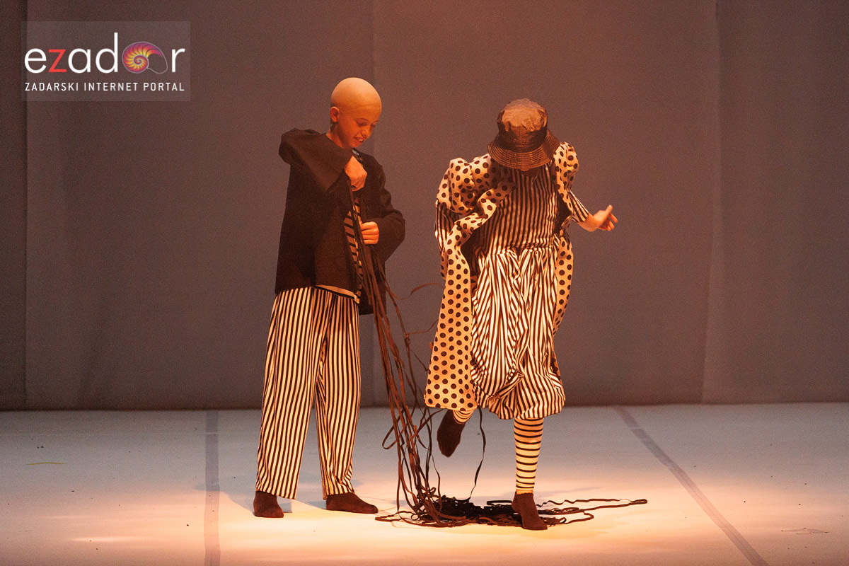 Premijera predstave “Laštik” Kazališne udruge Igrajmo se @ HNK Zadar