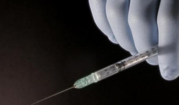 Injekcija (Foto: wikipedia)