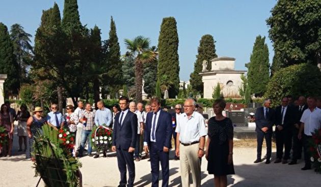 Položen vijenac za Dan pobjede i domovinske zahvalnosti