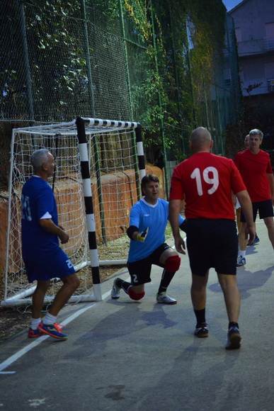 U povodu blagdana Kraljice Mira u Stanovima odigrana utakmica između liječnika i predstavnika Gradske uprave, Foto: Iva Perinčić