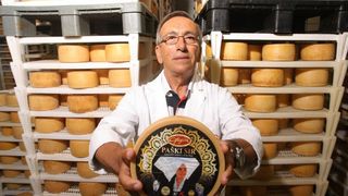 Paški sir sirane Gligora osvojio titulu najboljeg sira na svijetu, Photo: Dino Stanin/PIXSELL Paški sir sirane Gligora osvojio titulu najboljeg sira na svijetu, Photo: Dino Stanin/PIXSELL