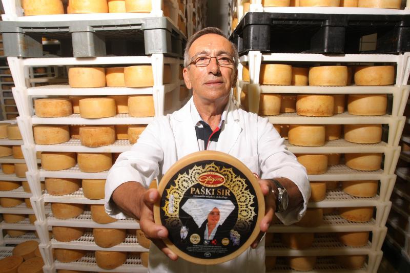 Paški sir sirane Gligora osvojio titulu najboljeg sira na svijetu, Photo: Dino Stanin/PIXSELL Paški sir sirane Gligora osvojio titulu najboljeg sira na svijetu, Photo: Dino Stanin/PIXSELL