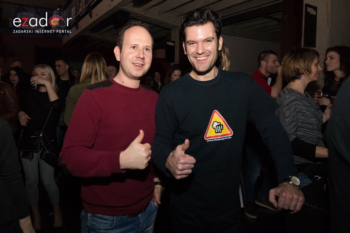 Hladno pivo @ Arsenal Zadar Hladno pivo @ Arsenal Zadar