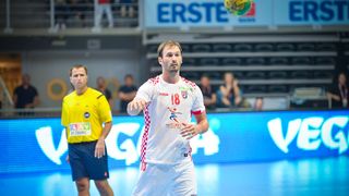 U doista sjajnoj atmosferi koju je stvorilo oko 5000 navijača iz cijele Hrvatske, naši su rukometni reprezentativci remizirali sa Švedskom i to s rezultatom 25-25. Bila je to ‘kaubojima’ pretposljednja pripremna utakmica uoči Olimpijskih igara