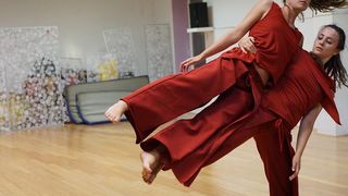 S probe intrigantne zadarske predstave “Pjesma protiv žena”