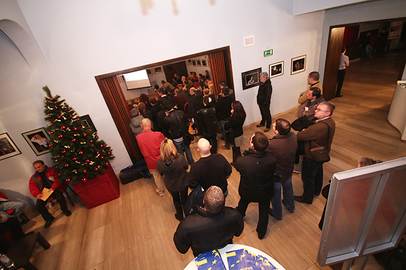 Zašto Hrvatska treba ući u EU (foto:Saša Čuka) Zašto Hrvatska treba ući u EU (foto:Saša Čuka)