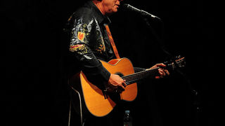 Gitaristički virtuoz Tommy Emmanuel održao fenomenalan koncert u Perivoju Vladimira Nazora. Foto: Nenad Marčev Gitaristički virtuoz Tommy Emmanuel održao fenomenalan koncert u Perivoju Vladimira Nazora. Foto: Nenad Marčev