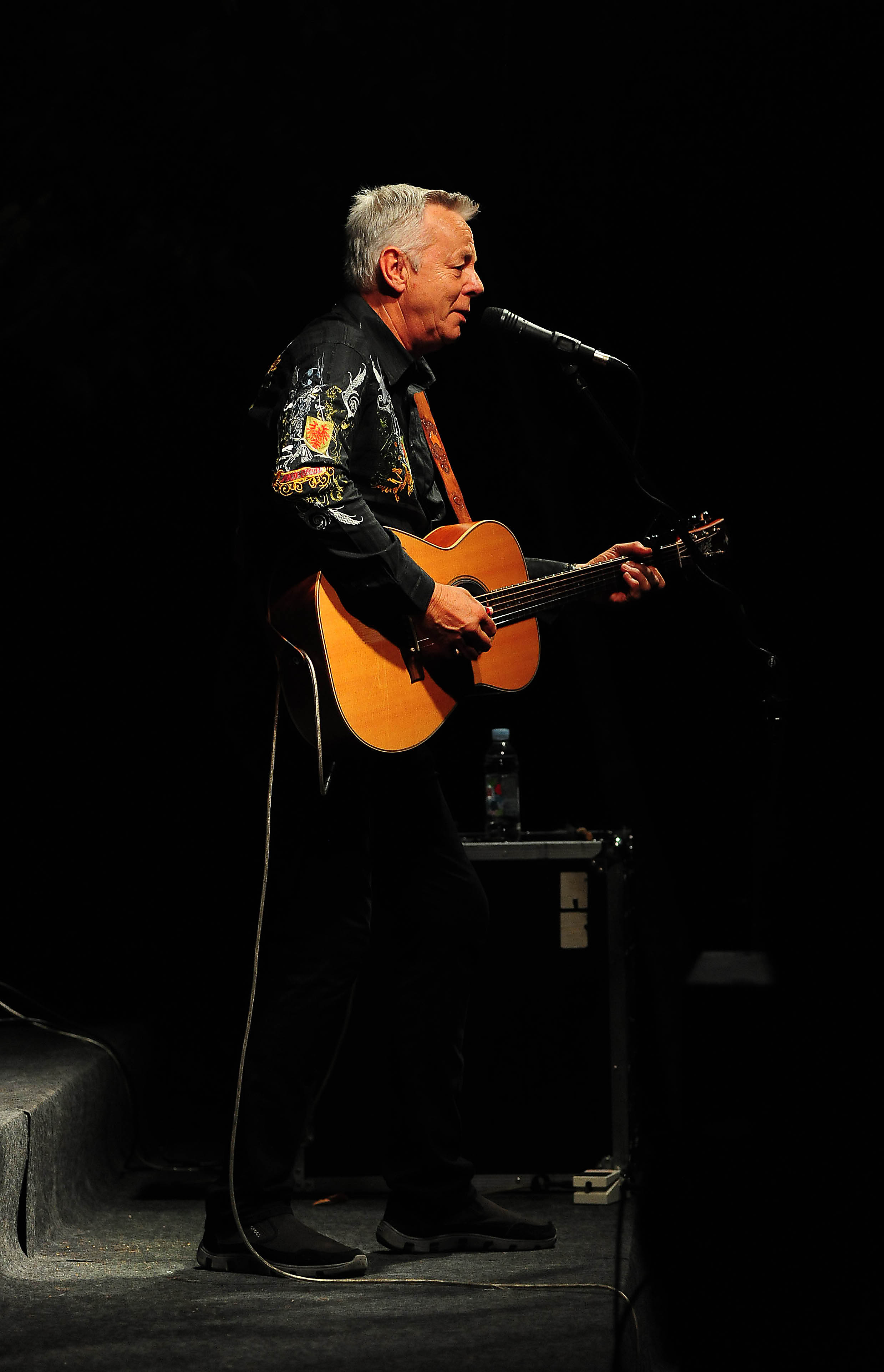 Gitaristički virtuoz Tommy Emmanuel održao fenomenalan koncert u Perivoju Vladimira Nazora. Foto: Nenad Marčev Gitaristički virtuoz Tommy Emmanuel održao fenomenalan koncert u Perivoju Vladimira Nazora. Foto: Nenad Marčev