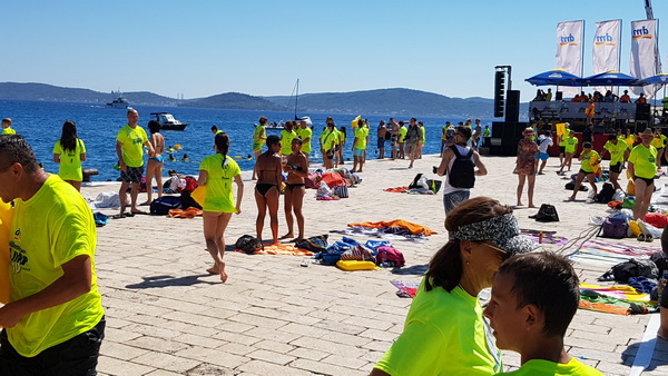 Sasvim osoban doživljaj – 10. dm Millennium Jump sa zadarske rive. Foto: Mladen Malik Barba Sasvim osoban doživljaj – 10. dm Millennium Jump sa zadarske rive. Foto: Mladen Malik Barba