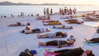 Međunarodni dan joge na Pozdrav suncu