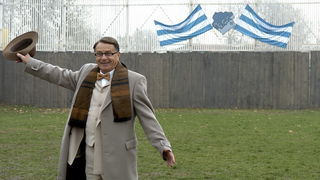 Beograd,071209.
Miroslav Ciro Blazevic na snimanju filma Montevideo bog te video, koji rezira Dragan Bjelogrlic. Radnja filma smjestena je u 1930. godinu i kvalifikacijsku utakmicu za odlazak na Svjetsko nogometno prvenstvo koje se odrazalo u Urugvaj.
Fot