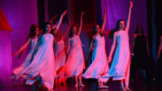 Plesna udruga Gesta: Bajka.hr