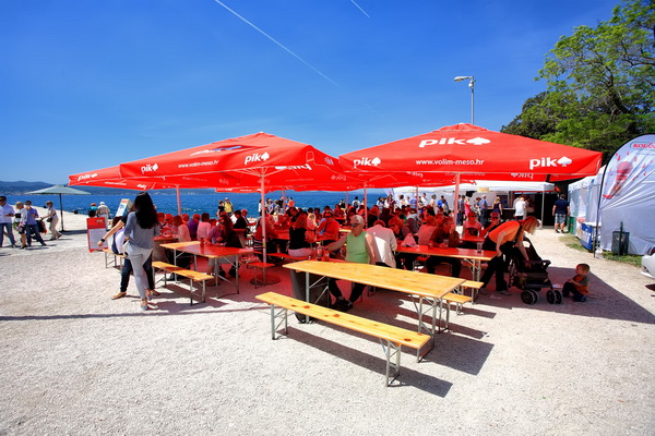 Subotnji šušur na Poluotoku 9. svibnja 2015. Foto: Roberto Lerga Subotnji šušur na Poluotoku 9. svibnja 2015. Foto: Roberto Lerga