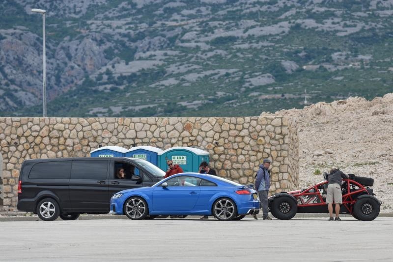 Jeremy Clarkson i Richard Hammond snimali u pritaništu Žigljen na Pagu