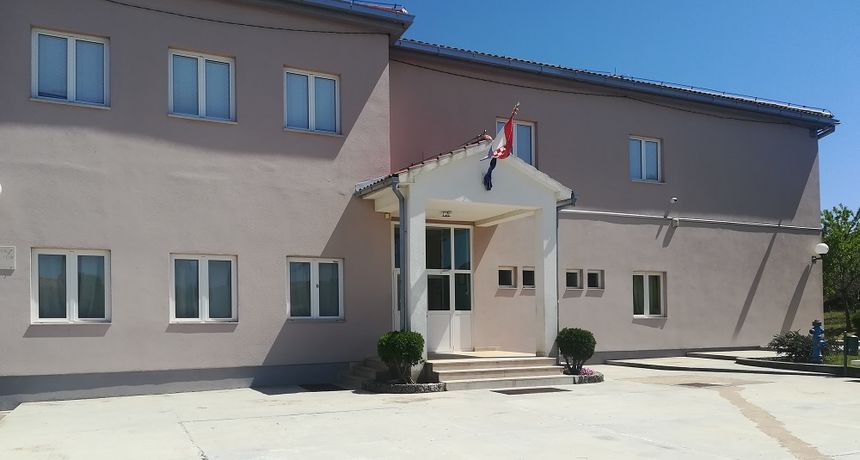 U Neviđanima od ponedjeljka na nastavi niži razredi