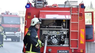 U trgovačkom centru Dalmare u Šibeniku izbila dva požara