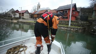 Na području Kosinja proglašeno izvanredno stanje obrane od poplava Na području Kosinja proglašeno izvanredno stanje obrane od poplava