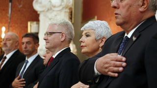 Zagreb, 250611.
Hrvatska Vlada, Banski dvori.
Svecana sjednica Hrvatske Vlade,povodom Dana drzavnosti.
Na slici: premijerka Jadranka Kosor, predsjednik Hrvatske Ivo Josipovic, predsjednik Hrvatskog Sabora Luka Bebic.
Foto:  Damjan Tadic / CROPIX