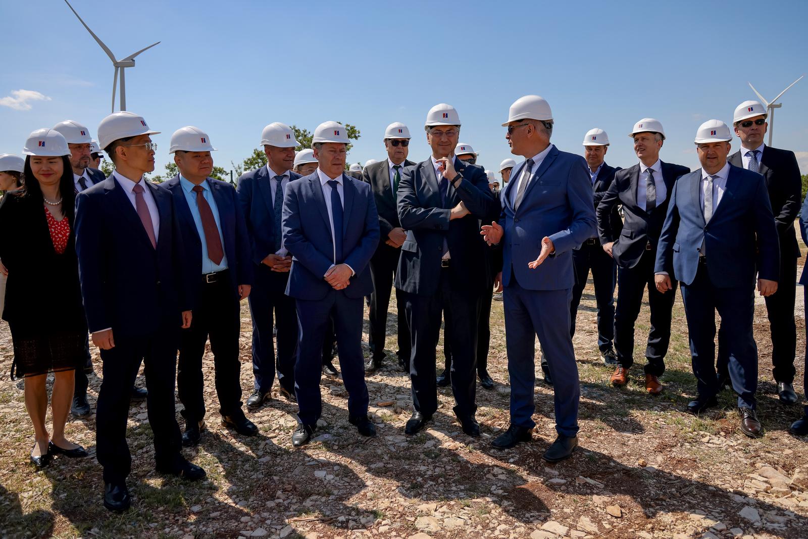 Obilazak radova na izgradnji sunčane elektrane Korlat