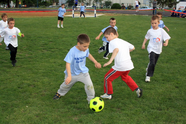 9. Olimpijski festival djecjih vrtica Zadarske zupanije: Nogometni turnir djevojcica i djecaka