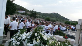 Tkon: Posljednji ispraćaj malenog anđela, Roka Ugrinića 7. lipnja 2011.