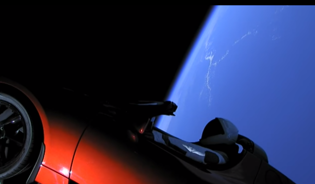 Tesla Roadster u svemiru