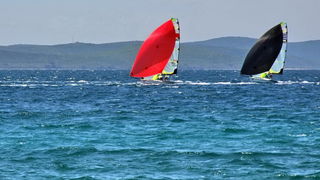 Jedrenje: SP klase 49er – drugi dan 8. svibnnja 2012, Foto: Leonard Kvarantan Jedrenje: SP klase 49er – drugi dan 8. svibnnja 2012, Foto: Leonard Kvarantan